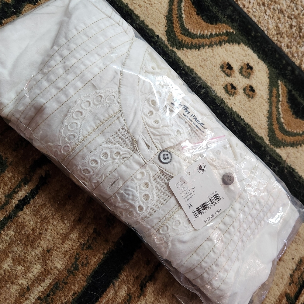 Free people ruffle Eyelet shirt - Picture 7 of 10